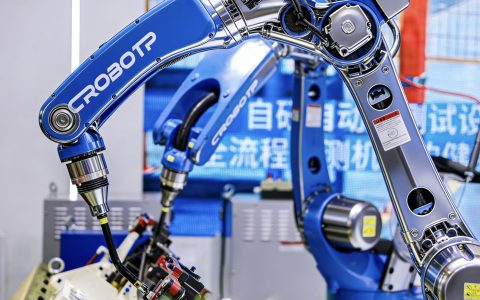 卡诺普IPO：焊接机器人龙头盈利艰难，押注人形机器人就能破局？